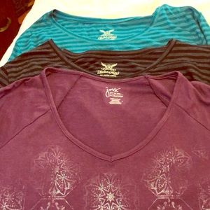 Women’s long sleeved tops